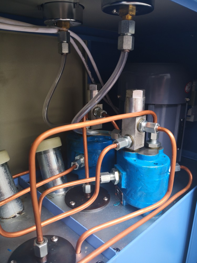 AU521F加油机 (5)_conew1.jpg